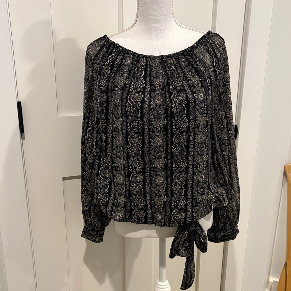 CeCe Black and Cream Floral Blouse L